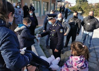 Αξιέπαινη συμβολή της Αστυνομίας στην στήριξη Τρικαλινών οικογενειών