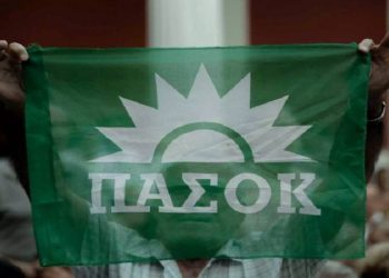Με Ανδρουλάκη το ένα μετά το άλλο στέλεχος του τοπικού ΚΙΝΑΛ που στήριξαν άλλους υποψηφίους