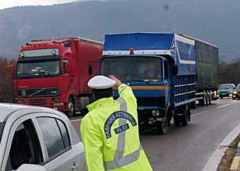 Απαγόρευση κυκλοφορίας φορτηγών ωφελίμου φορτίου άνω του 1,5 τόνου κατά την περίοδο των εορτών