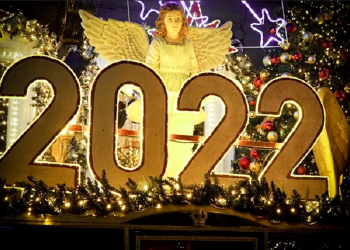 Αργίες 2022: Πότε καθόμαστε το νέο έτος