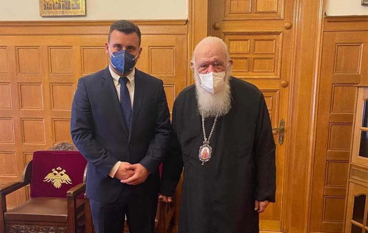Με Αρχιεπισκοπικές  ευλογίες και ευχές ο Αβραμόπουλος κατεβαίνει  να διεκδικήσει τον 2ο μεγαλύτερο πληθυσμιακά  δήμο του Ν. Τρικάλων