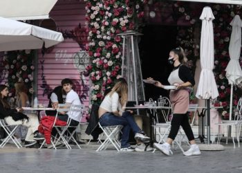 Κοροναϊός – Εβδομάδα αποκλιμάκωσης από την παραλλαγή Όμικρον