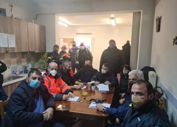 Έκκληση προς τους πολίτες να ακολουθούν απαρέγκλιτα τις οδηγίες των αρμοδίων αρχών