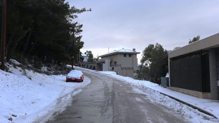 Καιρός – Διπλή ψυχρή εισβολή από την Τρίτη: Ο αεροχείμαρρος φέρνει παγωνιά