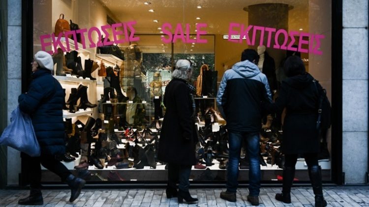 Ξεκινούν τη Δευτέρα οι χειμερινές εκπτώσεις στα Τρίκαλα