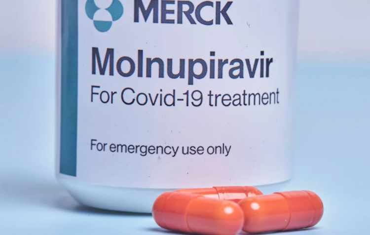 Το χάπι της Merck θα παραχθεί από 27 παρασκευαστές γενόσημων φαρμάκων