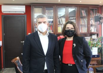 Συνάντηση του Περιφερειάρχη Θεσσαλίας Κ. Αγοραστού  με την Πρέσβειρα της Σλοβακίας Iveta Hricova