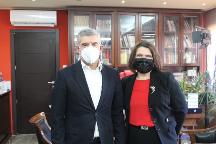 Συνάντηση του Περιφερειάρχη Θεσσαλίας Κ. Αγοραστού  με την Πρέσβειρα της Σλοβακίας Iveta Hricova