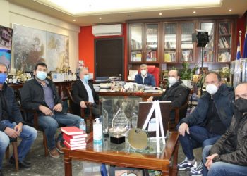 Δίπλα στους κτηνοτρόφους  ο Αγοραστός