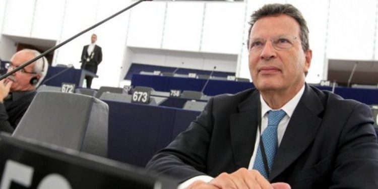 Νέα επίθεση Κύρτσου σε Μητσοτάκη: Ξέχασε τι έλεγε προεκλογικά