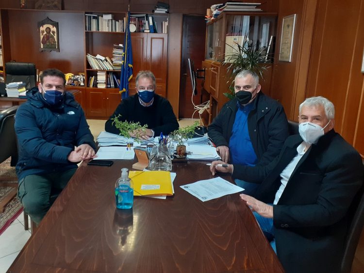 Σταθερός συμπαραστάτης της Ελληνικής Ομοσπονδίας Πάλης ο Χρήστος Μιχαλάκης