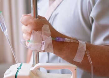 Διαμαρτυρία καρκινοπαθών – Αναβάλλονται χημειοθεραπείες στο Γενικό Νοσοκομείο Λάρισας