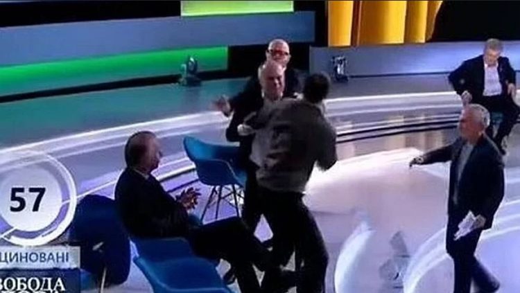 Ρωσία – Ουκρανία: Ανελέητο ξύλο σε πολιτικό πάνελ (BINTEO)