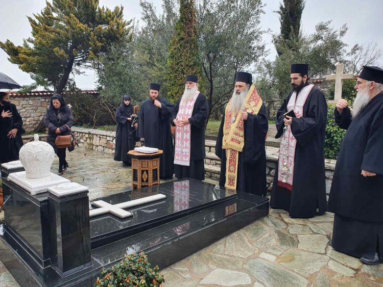 Τρισάγιο υπέρ αναπαύσεως της ψυχής του μακαριστού Μητροπολίτου Σταγών και Μετεώρων κυρού Σεραφείμ