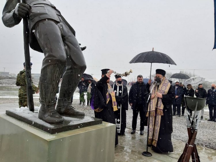 Τους Ήρωες Μαχητές του 5ου Συντάγματος στο Ύψωμα 731 τίμησαν Περιφέρεια  Θεσσαλίας  και Π.Ε. Τρικάλων