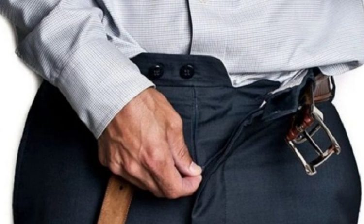 Mύθια: 45χρονος τον «πέταξε έξω» σε 23χρονη εργαζόμενη