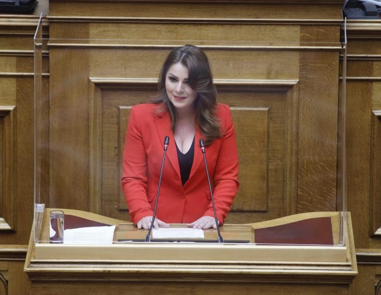 Κ. Παπακώστα | Για την Οπαδική Βία: «Η εξάλειψή της είναι πολιτικό καθήκον, πάνδημο & αδήριτο κοινωνικό αίτημα»