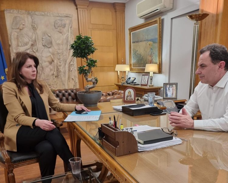 ‘’Προτεραιότητα στους αγροκτηνοτρόφους!’’ Συνάντηση Παπακώστα με τον Υπουργό Αγροτικής Ανάπτυξης