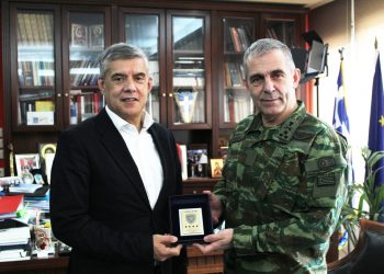 Η Περιφέρεια Θεσσαλίας στηρίζει έμπρακτα τις ένοπλες δυνάμεις