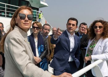 Συνάντηση Μητσοτάκη – Σκρέκα με την Ευρωπαία Επίτροπο Ενέργειας για την ενεργειακή κρίση