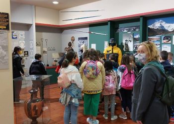 Πλήθος μαθητών/τριών στο Δημοτικό Αθλητικό Ιστορικό Μουσείο Τρικάλων