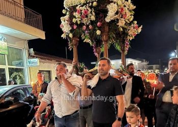 Βιώνοντας ξανά τον Επιτάφιο στην Φαρκαδόνα