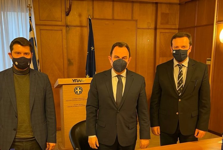 Στο Υπουργείο  μαζί με κτηνοτρόφους της περιοχής μας ο Λιούτας