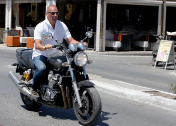 Διήμερη περιοδεία του Βαρουφάκη σε Τρίκαλα και Λάρισα