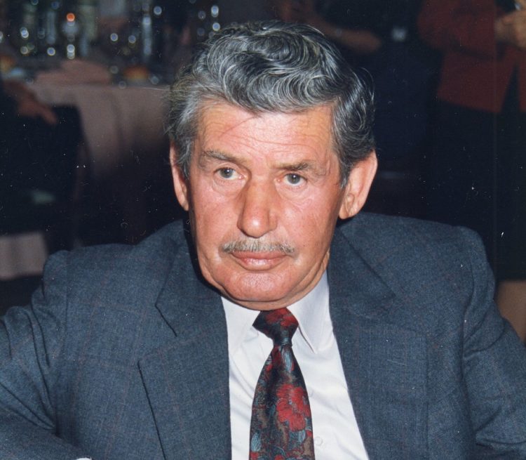 Απεβίωσε ο Αριστοφάνης Ζήσης