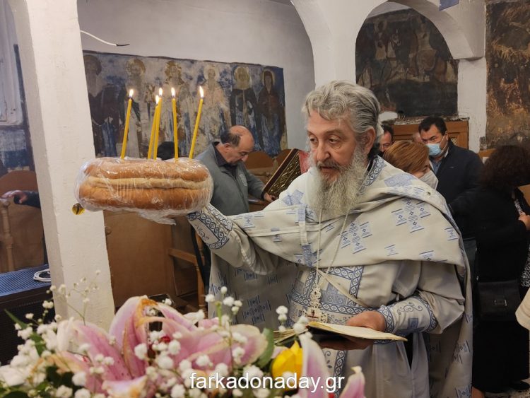 Η εορτή της Ανακομιδής των Ι. Λειψάνων του Αγ. Αθανασίου στον Πετρόπορο