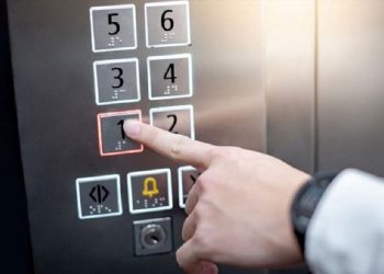 Ασθενής Εντατικής εγκλωβίστηκε σε ασανσέρ νοσοκομείου της Λάρισας!