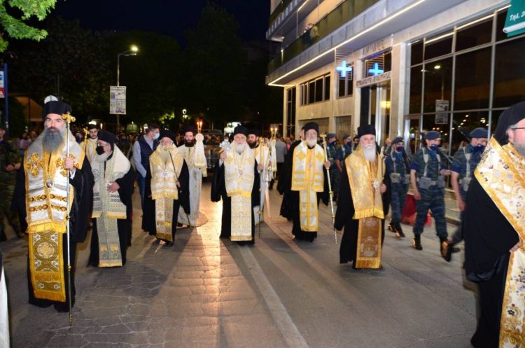 ΛΑΡΙΣΑ | Ο Πολυαρχιερατικὸς Εσπερινός και η Λιτανεία των Λειψάνων του Πολιούχου και Προστάτου Αγίου Αχιλλίου