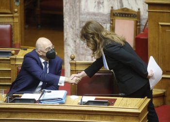 Το κοινοβουλευτικό της ‘’στίγμα’’ άφησε η Παπακώστα στην Ολομέλεια της Βουλής