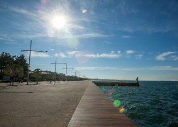 Μαθητές νοίκιασαν παπάκια και έπεσαν στον… Θερμαϊκό