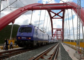 Τρία νέα έργα 162 εκατομμυρίων ευρώ μεταμορφώνουν τον θεσσαλικό σιδηρόδρομο
