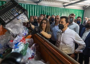 Κώστας Σκρέκας: Τήλος, το ελληνικό νησί με το μεγαλύτερο ποσοστό ανακύκλωσης στον κόσμο