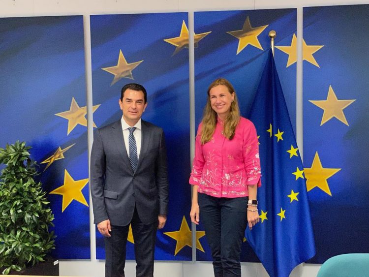 Κώστας Σκρέκας: «Δημιουργούμε ένα αποτελεσματικό δίχτυ προστασίας για την κοινωνία»