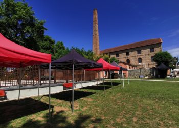 Πυρετώδεις οι ετοιμασίες για το Green Street Food Festival στον Μύλο Ματσόπουλου