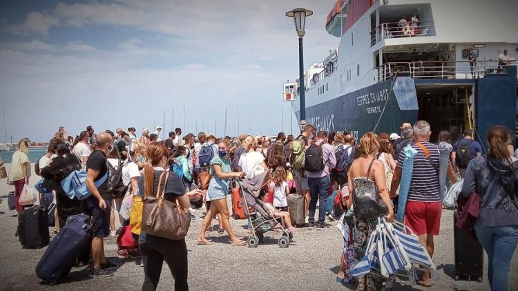 Κοινωνικός τουρισμός: Στις 15 Ιουνίου ξεκινούν οι αιτήσεις