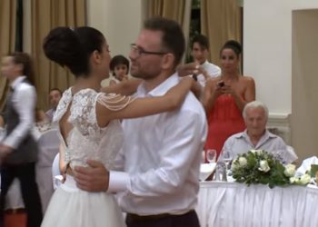 Ο επικός γαμήλιος χορός ζευγαριού στον Βόλο που έγινε viral