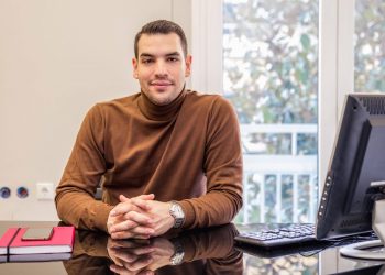 Εκδήλωση ενδιαφέροντος Τσικρικά για υποψήφιος βουλευτής