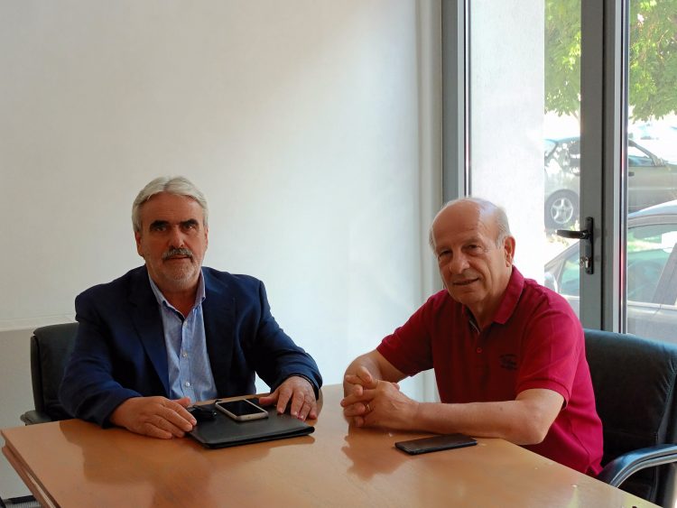 Επίσκεψη του Χρήστου Σιμορέλη στο Επιμελητήριο Τρικάλων