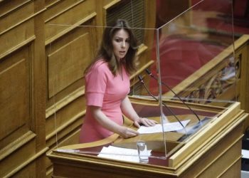 Αιχμές Κ. Παπακώστα προς τα αντιπολιτευτικά έδρανα