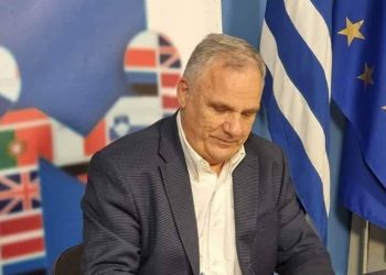 Κατακλύστηκε από ευχές…