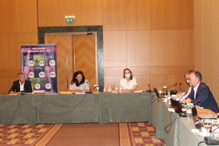 Κ. Αγοραστός: Είμαστε ένα με την κοινωνία….
