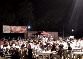 Μια μοναδική συναυλία για τα 100 χρόνια του Απόστολου Καλδάρα διοργάνωσε το ΚΚΕ στα Τρίκαλα