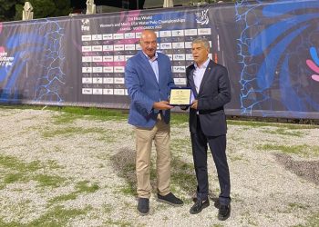 Αγοραστός: Το βραβείο της ΚΟΕ ανήκει και αφιερώνεται  στον κόσμο
