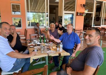 Η συνάντηση που πυροδότησε φήμες