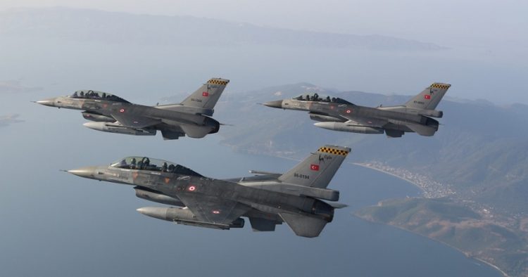 80 παραβιάσεις από 10 τουρκικά αεροσκάφη πάνω από το Αιγαίο