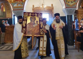 Παραμονή της Παναγίας στο Ζάρκο και την Οιχαλία ο Δεσπότης